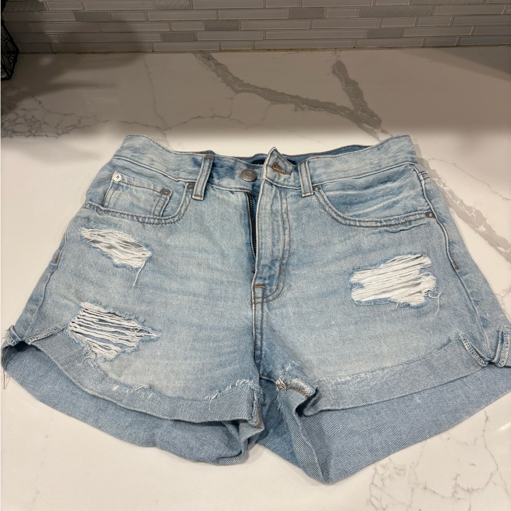 AERO Aeropostale Women’s Mom Short size 4